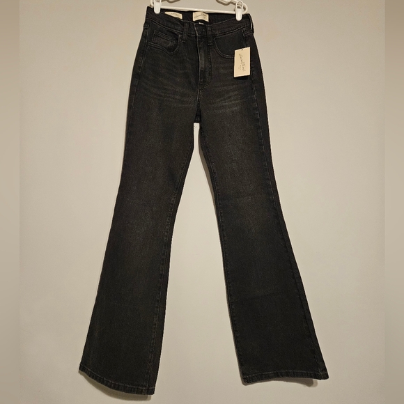 Universal Thread High Rise Flare - Picture 4 of 5